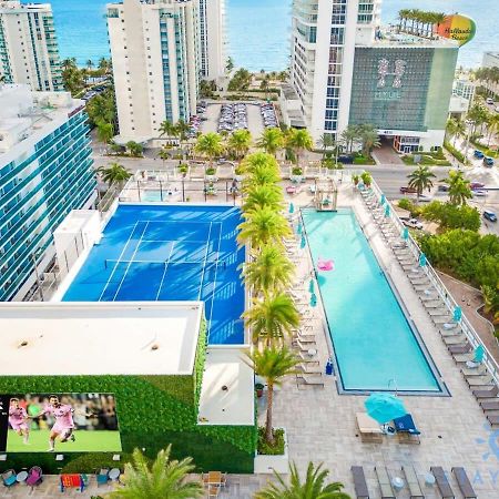 Wrap Around Balcony - Insane Views - Amazing Pools Appartement Hollywood Buitenkant foto