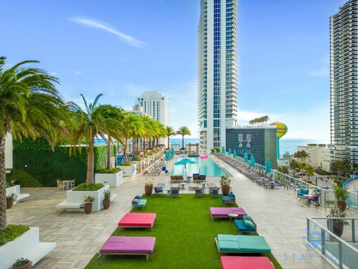 Wrap Around Balcony - Insane Views - Amazing Pools Appartement Hollywood Buitenkant foto