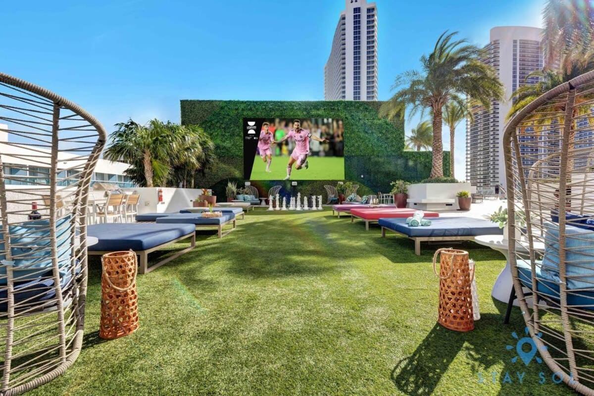 Wrap Around Balcony - Insane Views - Amazing Pools Appartement Hollywood Buitenkant foto